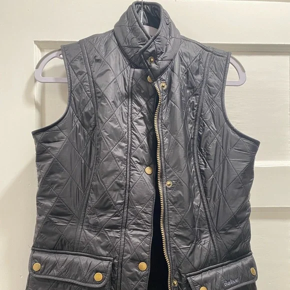 Barbour Black Quilted Vest with Diamond Pattern - Picture 2 of 7